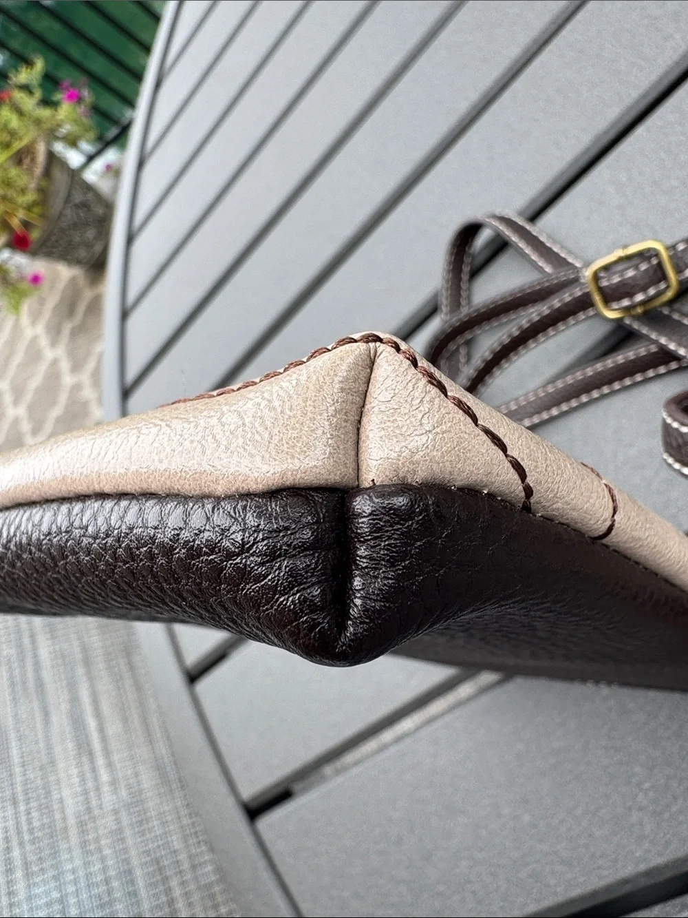 Chala crossbody phone